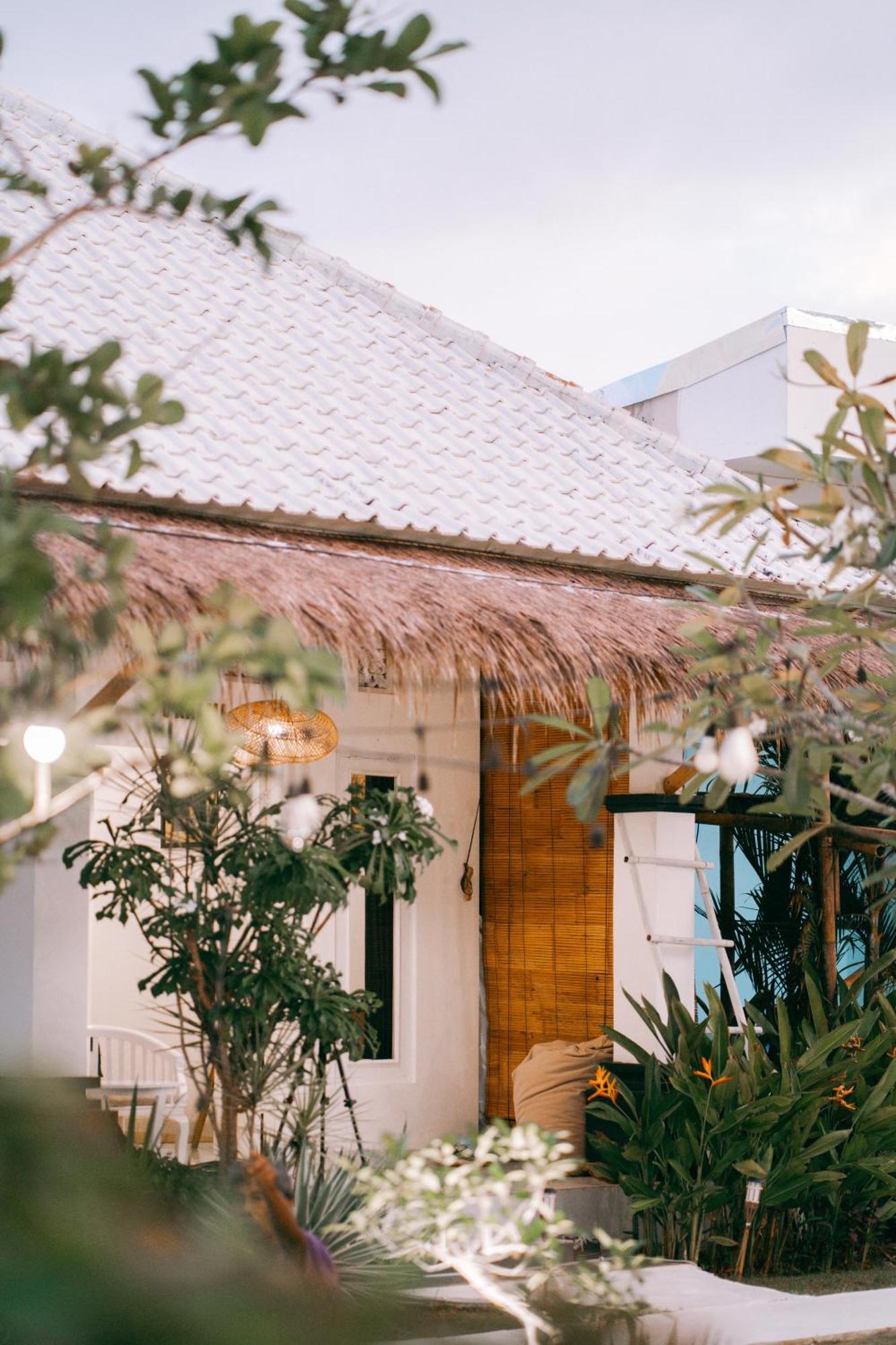Sukacita Hill Hotell Uluwatu Exteriör bild
