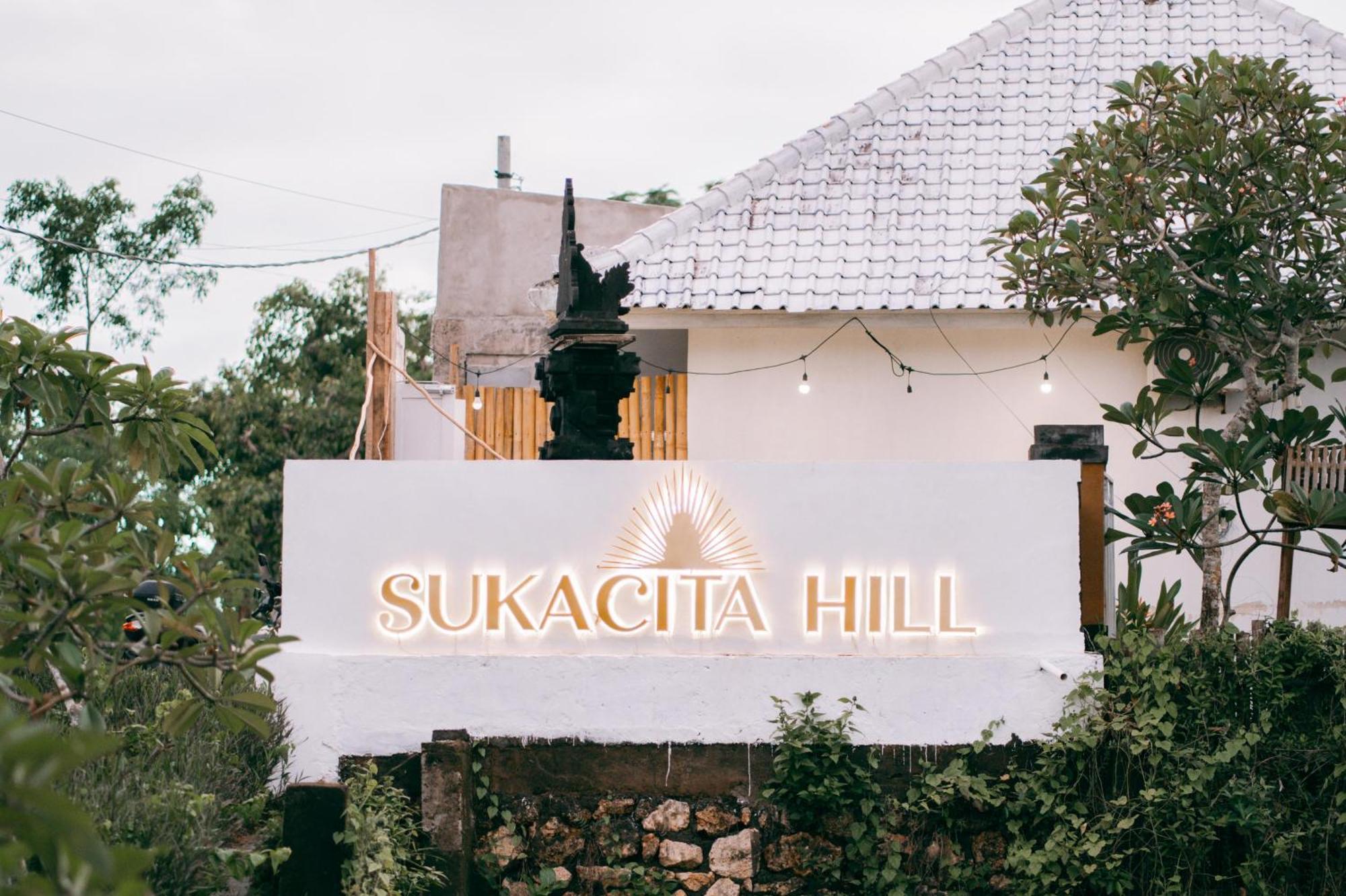 Sukacita Hill Hotell Uluwatu Exteriör bild
