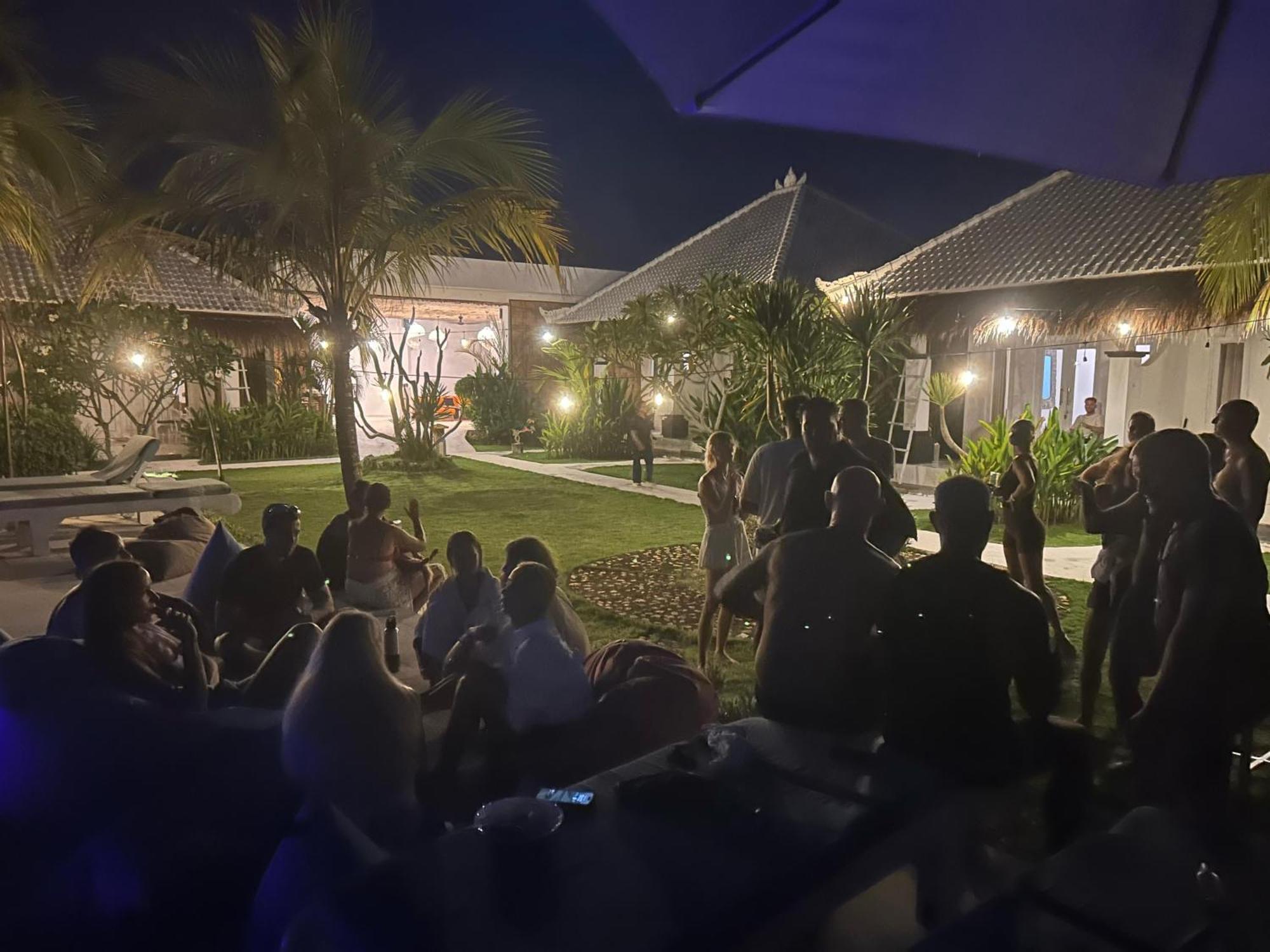 Sukacita Hill Hotell Uluwatu Exteriör bild